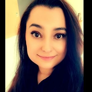 Meet your Posher, Sharon